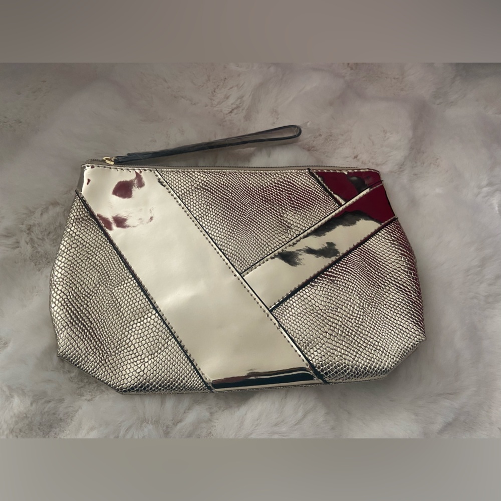 MAKEUP BAG/POUCH